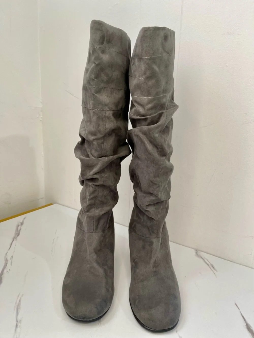 Aerosoles Slouch Boots Womens 7M Gray Running Play Knee High Cone Heels Suede